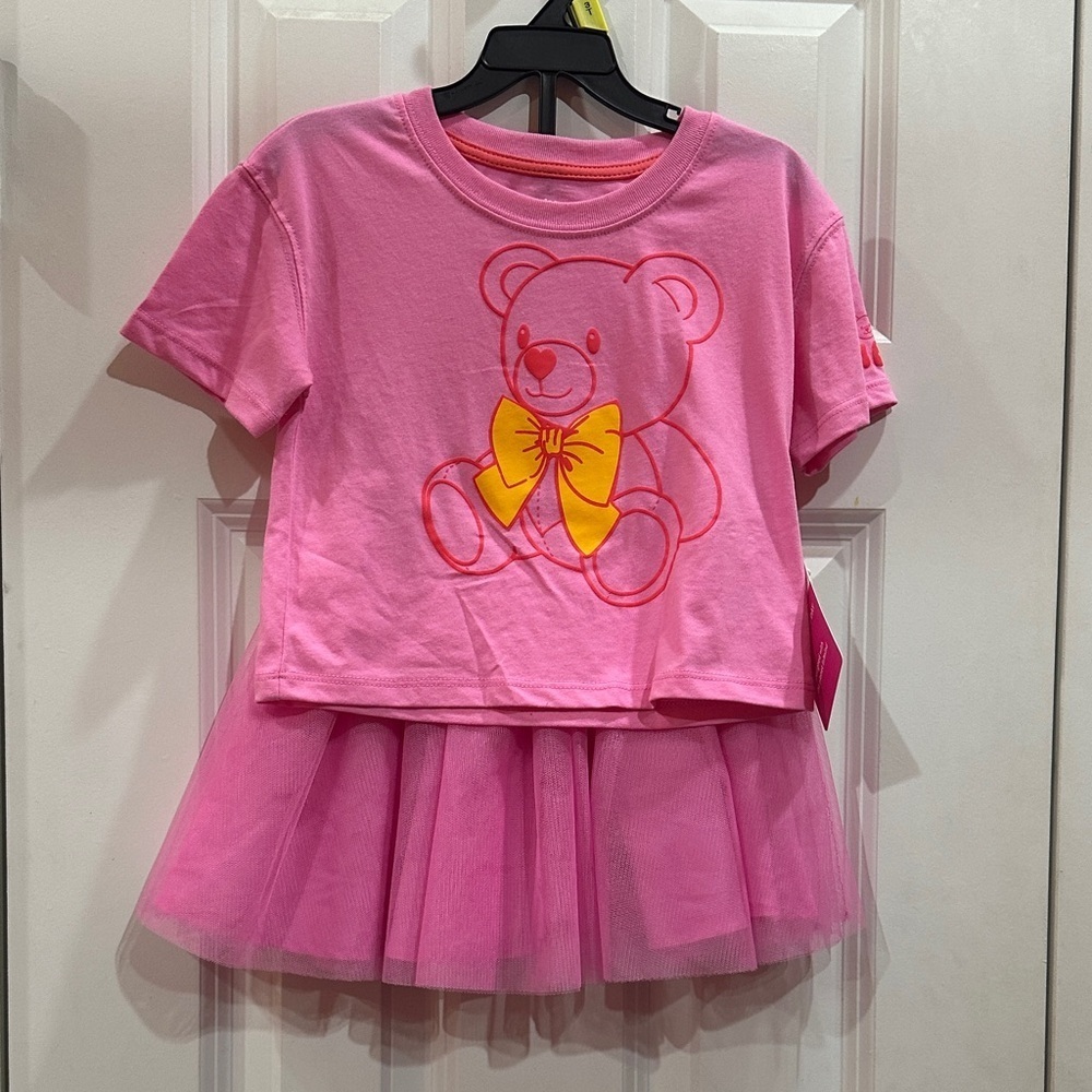 NEW Pink Bear Graphic Kids set two pieces size 3T